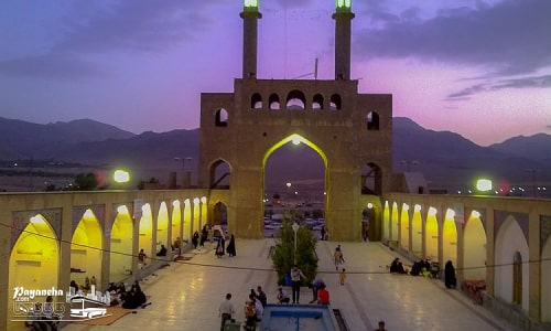 پرسه در آرامگاه سهراب سپهری کاشان از جمله شاهران ایران