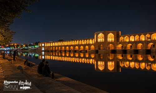 لوکیشن های عکاسی در اصفهان در شب