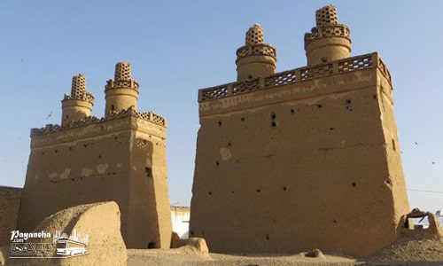 جاهای دیدنی نجف آباد شامل برج های دوقلو صفا