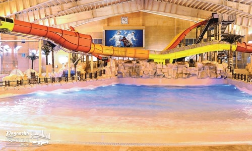 امکانات و تفریحات سرزمین موج های ابی