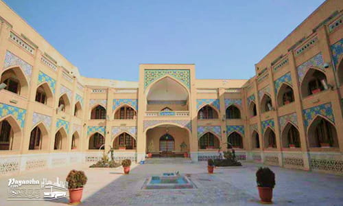 مدرسه عباسقلی خان در میان جاهای دیدنی اطراف حرم امام رضا