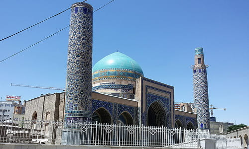 مسجد ۷۲ تن یادگاری از دوره تیموری در حوالی حرم