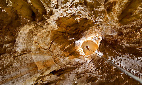 غار پروا کرمانشاه