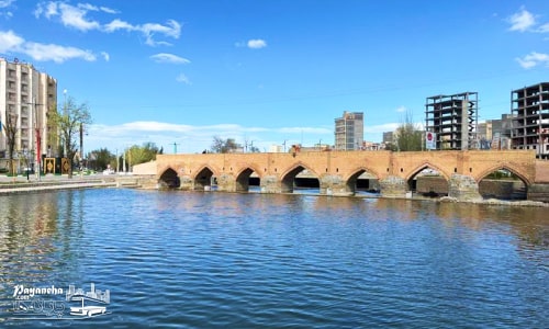 رودخانه بالیقلوچای از جاذبه های گردشگری اردبیل با فضای شهری دلنشین