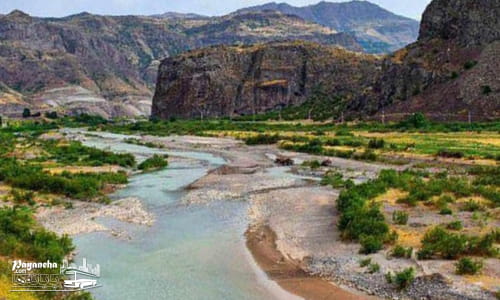 مکان دیدنی رودخانه قزل اوزن در اطراف خلخال اردبیل 