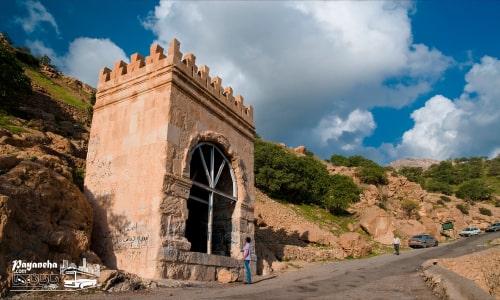 تصویر طاق گرا در سفر به جاهای دیدنی کرمانشاه
