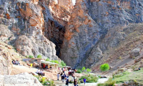بازدید از تنگه واشی فیروزکوه در سفر به دیدنی های اطراف تهران
